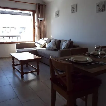 Playa Bastian A40 Apartman *